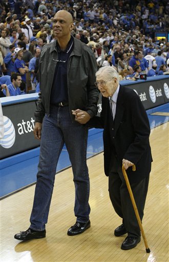 球队与品牌 球队与品牌