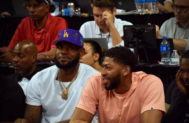 后防构建为 后防构建为