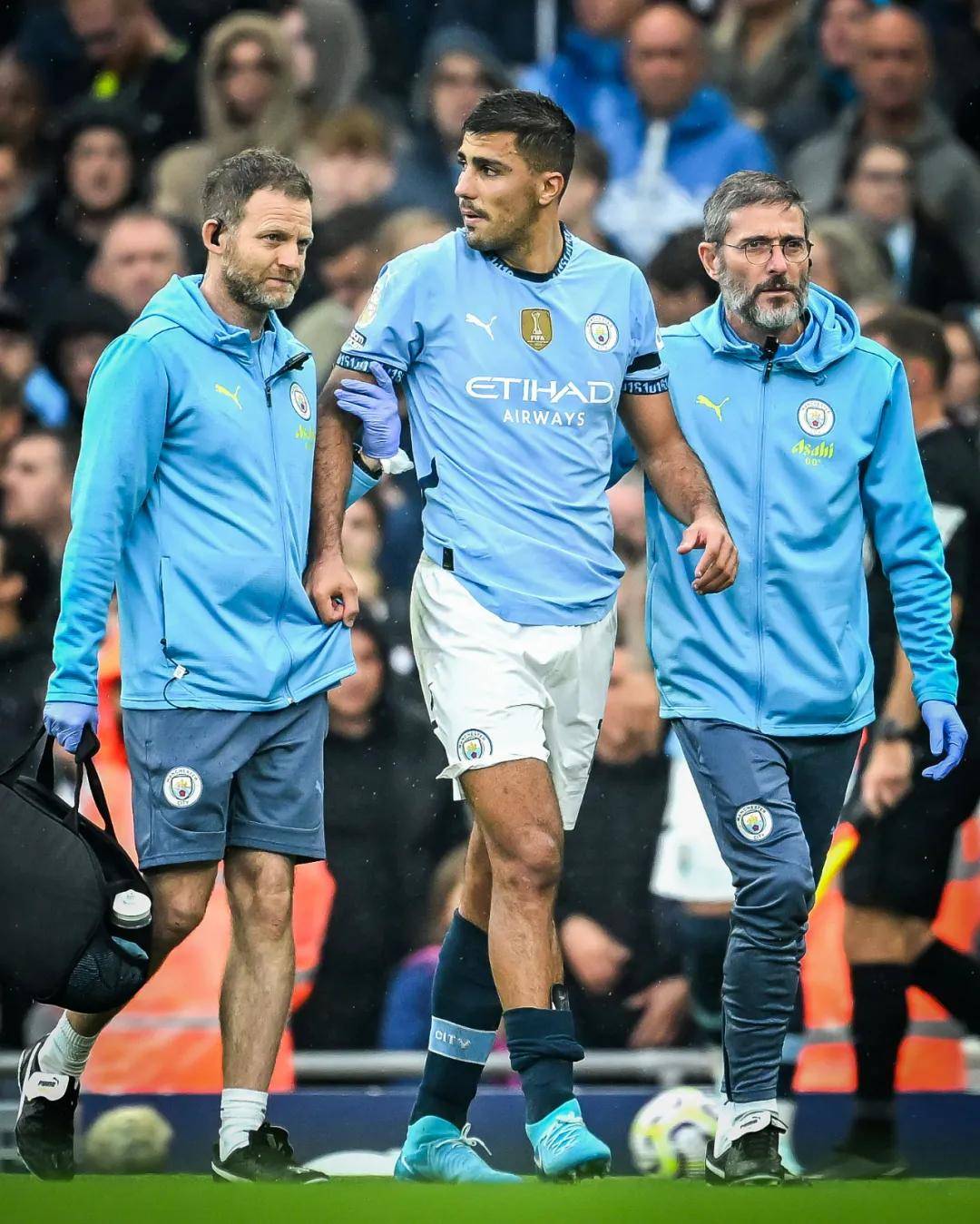 在球队一侧 在球队一侧